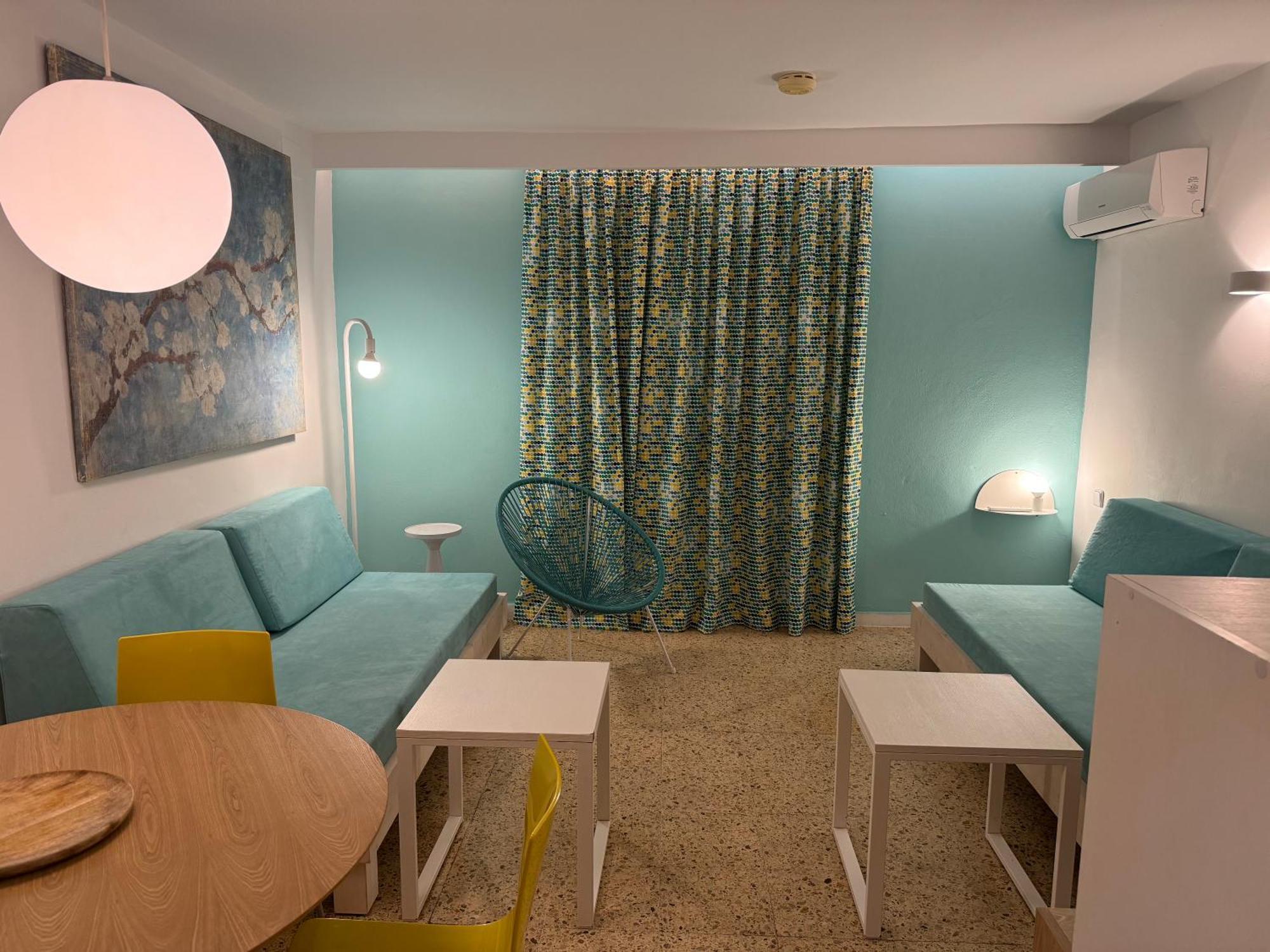 Aparthotel Boutique Poniente Playa San Antonio  Kültér fotó