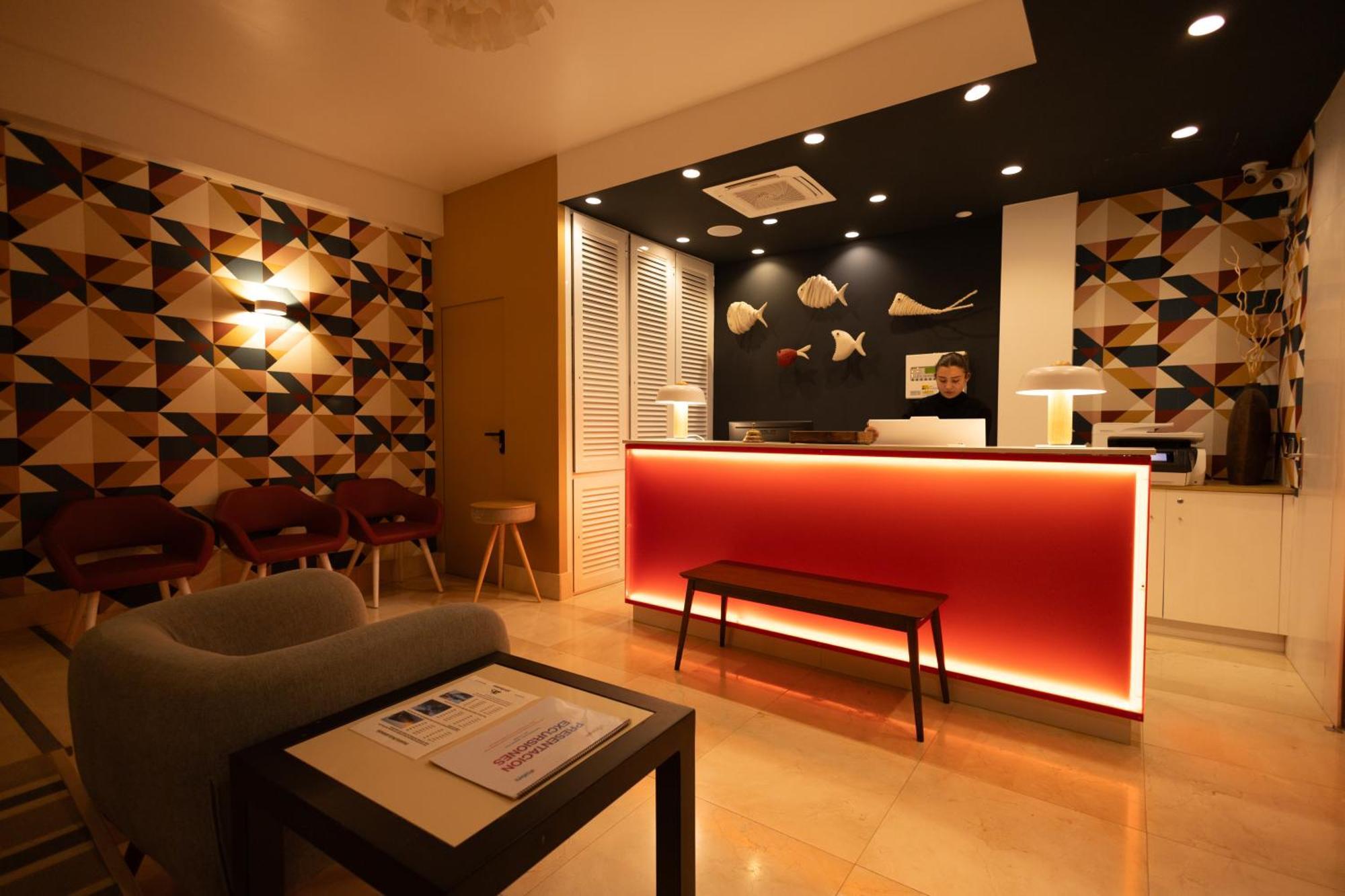 Aparthotel Boutique Poniente Playa San Antonio  Kültér fotó
