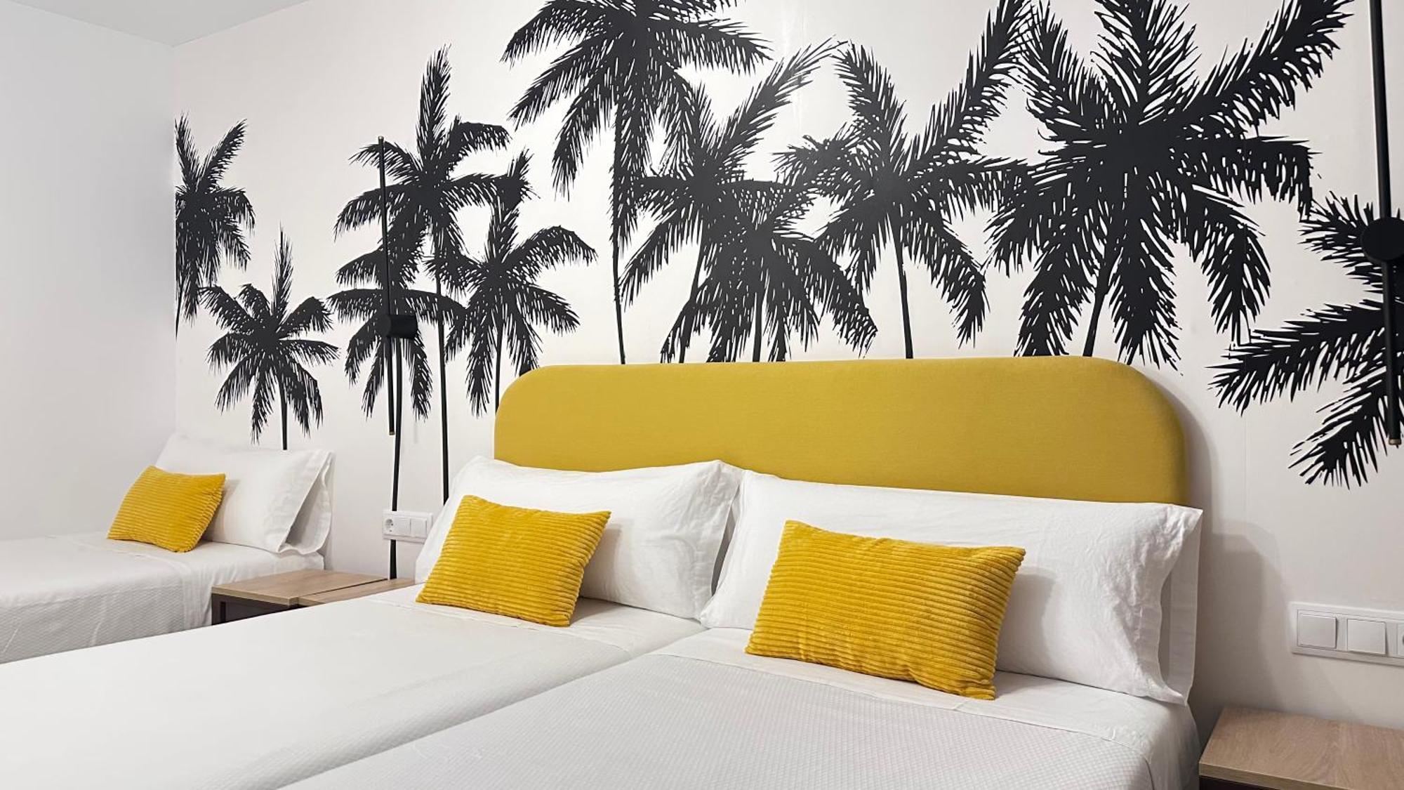Aparthotel Boutique Poniente Playa San Antonio  Kültér fotó